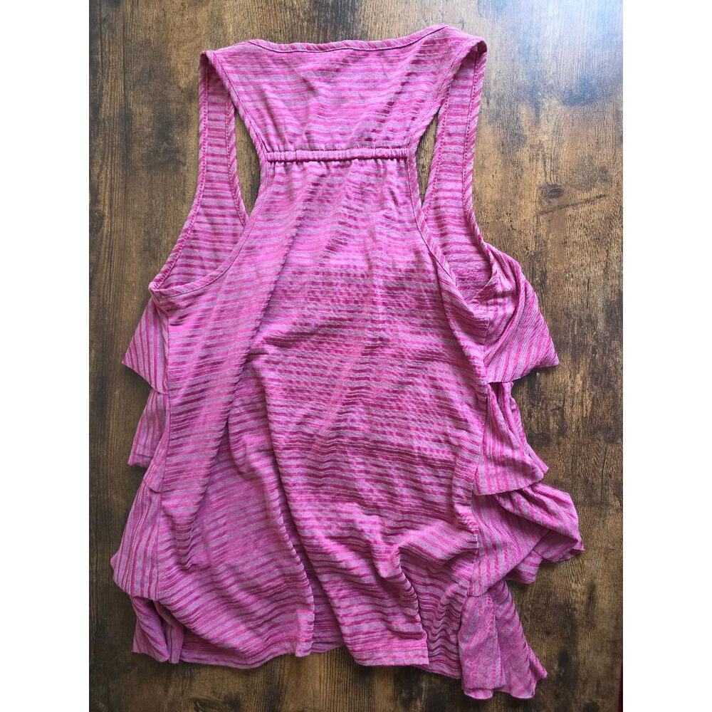 ✨ Pink Striped Ruffle Tank Top — Eyeshadow — Size M - Picture 3 of 3